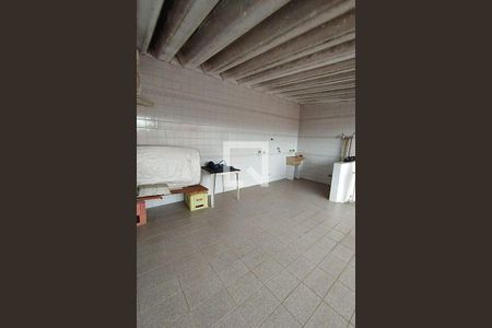 Casa à venda com 3 quartos, 108m² em Vila Medeiros, São Paulo