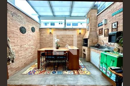 Casa à venda com 2 quartos, 110m² em Real Parque, São Paulo