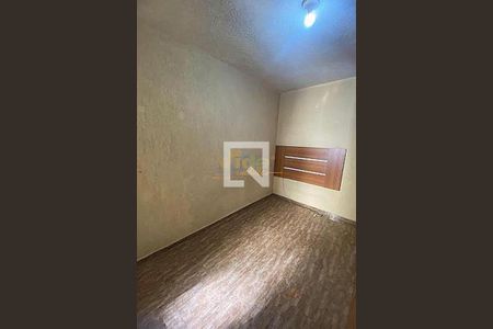 Casa à venda com 4 quartos, 210m² em Km 18, Osasco