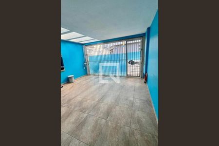 Casa à venda com 3 quartos, 100m² em Vila Santa Isabel, São Paulo