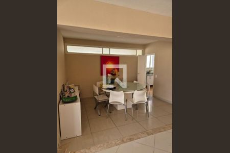 Apartamento à venda com 3 quartos, 169m² em Cerqueira César, São Paulo