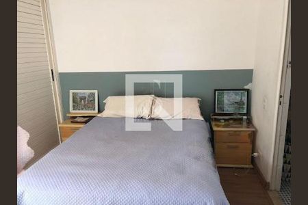 Casa à venda com 3 quartos, 240m² em Jardim Santa Emilia, São Paulo