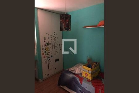 Casa à venda com 3 quartos, 240m² em Jardim Santa Emilia, São Paulo