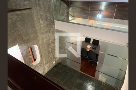 Casa à venda com 3 quartos, 290m² em Vila Sonia, São Paulo