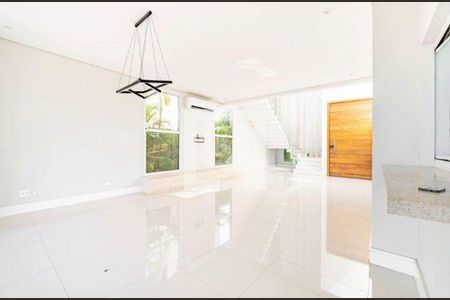 Casa à venda com 4 quartos, 309m² em Colinas da Anhanguera, Santana de Parnaíba