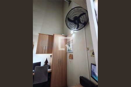 Casa à venda com 3 quartos, 218m² em Vila Matilde, São Paulo