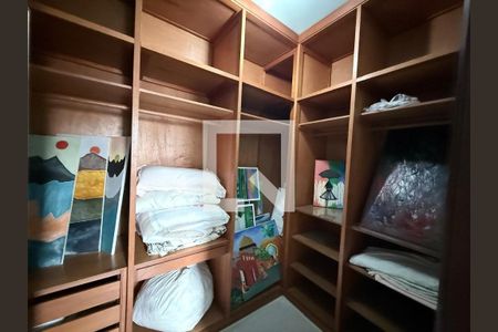 Casa à venda com 4 quartos, 633m² em Alphaville, Santana de Parnaíba