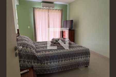 Casa à venda com 3 quartos, 220m² em Piratininga, Niterói