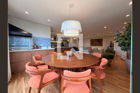 Apartamento à venda com 2 quartos, 118m² em Lapa, São Paulo