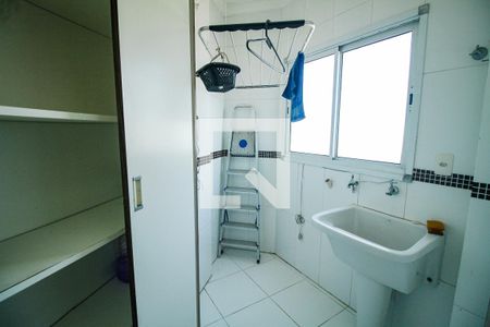 Área de Serviço de apartamento para alugar com 2 quartos, 92m² em Guilhermina, Praia Grande