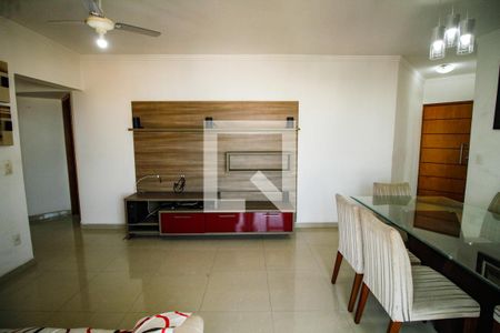 Sala de apartamento para alugar com 2 quartos, 92m² em Guilhermina, Praia Grande