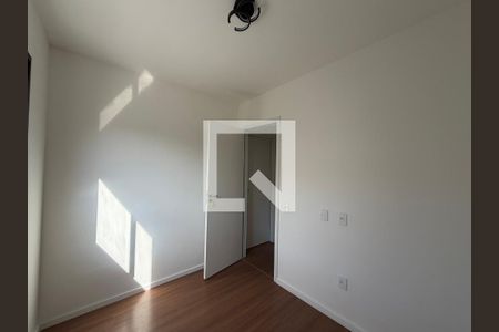 Quarto 1 de apartamento para alugar com 2 quartos, 46m² em Barra Olímpica, Rio de Janeiro