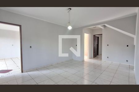 Sala de casa para alugar com 4 quartos, 200m² em Vila Costa E Silva, Campinas