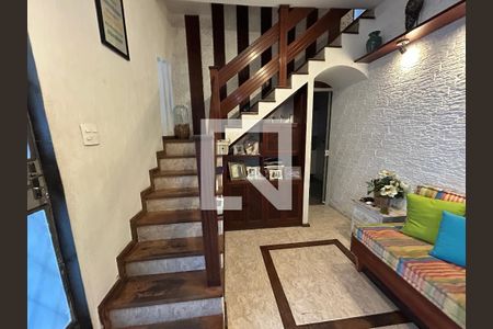 Sala de casa de condomínio à venda com 3 quartos, 150m² em Engenho de Dentro, Rio de Janeiro
