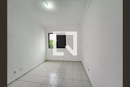 Quarto de apartamento para alugar com 2 quartos, 85m² em Jardim Las Palmas, Guarujá