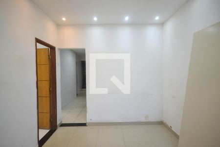 sala de casa para alugar com 2 quartos, 70m² em Jardim Continental, Nova Iguaçu