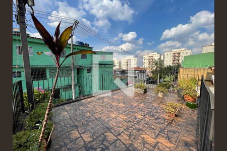 Varanda de casa à venda com 3 quartos, 125m² em Cidade São Francisco, São Paulo