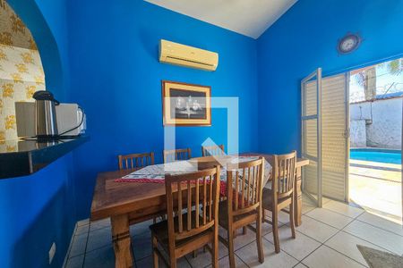 Casa para alugar com 3 quartos, 373m² em Jardim Virginia, Guarujá