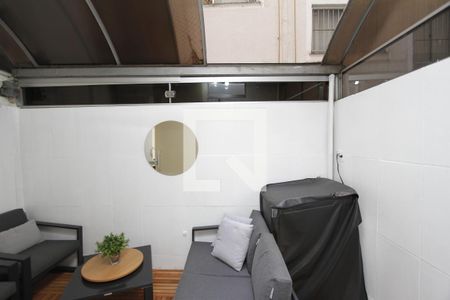 Área privativa de apartamento à venda com 2 quartos, 55m² em Camargos, Belo Horizonte