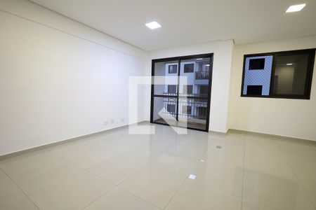 Sala de apartamento à venda com 3 quartos, 80m² em Vila Floresta, Santo André