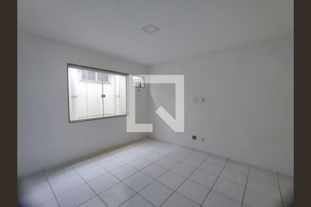 Quarto 1 de apartamento para alugar com 2 quartos, 45m² em Recreio dos Bandeirantes, Rio de Janeiro