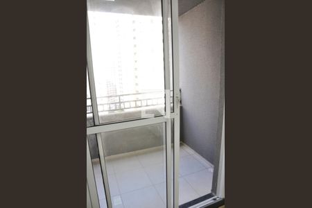 Detalhe - Varanda da Sala e Sala de Jantar de apartamento para alugar com 2 quartos, 40m² em Nossa Senhora do O, São Paulo