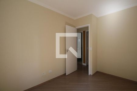 Quarto 1 de apartamento para alugar com 3 quartos, 60m² em Chácara Agrindus, Taboão da Serra