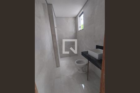 Foto 03 de casa à venda com 3 quartos, 140m² em Chácaras Califórnia, Contagem