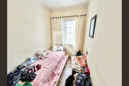 Quarto 1 de casa à venda com 6 quartos, 234m² em Vila Romero, São Paulo