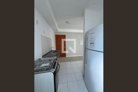 Cozinha de apartamento à venda com 2 quartos, 44m² em Jardim Boa Vista (zona Oeste), Osasco
