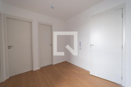 Sala/Cozinha de apartamento para alugar com 2 quartos, 28m² em Jardim Danfer, São Paulo