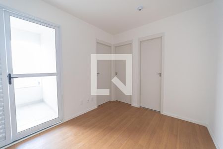 Sala/Cozinha de apartamento para alugar com 2 quartos, 28m² em Jardim Danfer, São Paulo