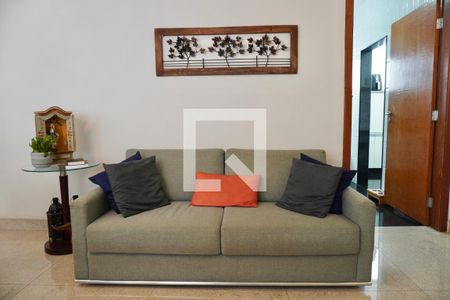 Apartamento à venda com 3 quartos, 77m² em Fernão Dias, Belo Horizonte