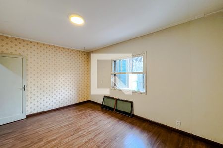 Quarto 1 de casa para alugar com 2 quartos, 180m² em Vila Prudente, São Paulo