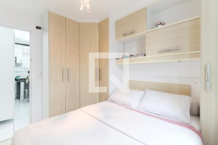 Quarto 2 de apartamento à venda com 3 quartos, 60m² em Conjunto Residencial José Bonifácio, São Paulo
