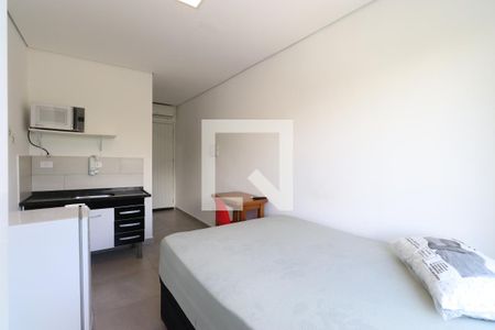 Quarto/Cozinha/Área de serviço  de kitnet/studio para alugar com 1 quarto, 25m² em Lapa, São Paulo