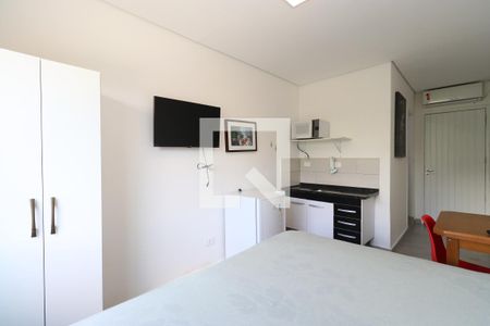 Quarto/Cozinha/Área de serviço  de kitnet/studio para alugar com 1 quarto, 25m² em Lapa, São Paulo