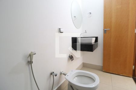 Lavabo de casa para alugar com 3 quartos, 145m² em Morada da Colina, Uberlândia