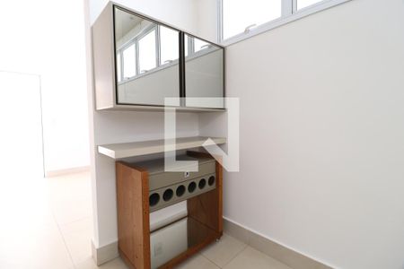 Sala 2 de casa para alugar com 3 quartos, 145m² em Morada da Colina, Uberlândia
