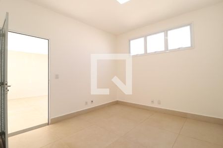 Sala 1 de casa para alugar com 3 quartos, 145m² em Morada da Colina, Uberlândia