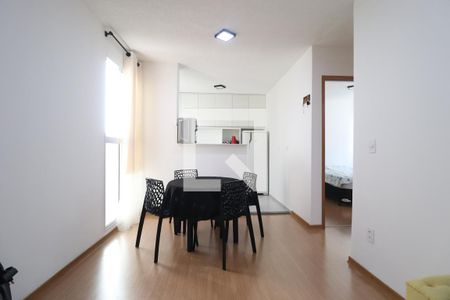 Sala de apartamento para alugar com 2 quartos, 39m² em Chácaras Tubalina E Quartel, Uberlândia