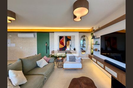 Sala de apartamento à venda com 3 quartos, 136m² em Campo Belo, São Paulo