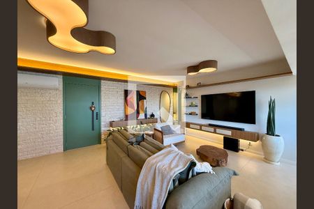 Sala de apartamento à venda com 3 quartos, 136m² em Campo Belo, São Paulo