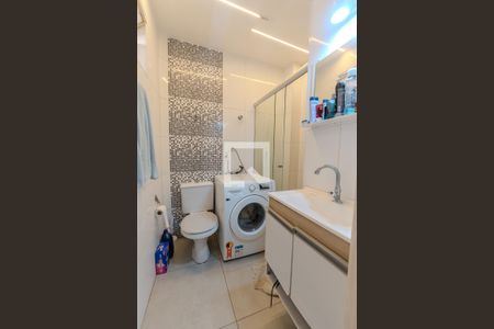 Banheiro de kitnet/studio para alugar com 1 quarto, 29m² em Bela Vista, São Paulo