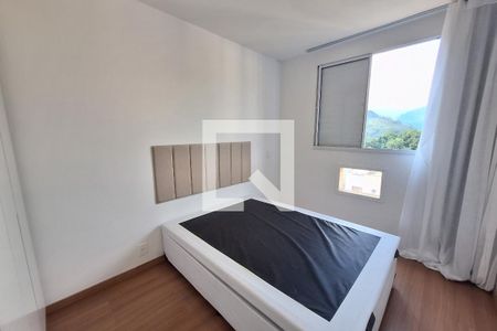 Quarto de apartamento para alugar com 2 quartos, 50m² em Vila Santa Alice, Duque de Caxias