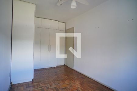 Quarto 1 de apartamento para alugar com 2 quartos, 55m² em Jardim Dona Leopoldina, Porto Alegre