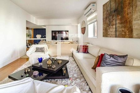 Apartamento à venda com 3 quartos, 217m² em Itaim Bibi, São Paulo