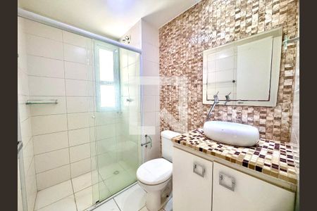 Banheiro 1 de apartamento à venda com 3 quartos, 63m² em Ponte Grande, Guarulhos