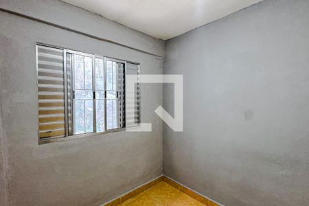 Quarto 2 de casa para alugar com 2 quartos, 75m² em Vila Invernada, São Paulo