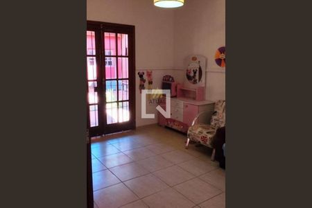 Casa à venda com 5 quartos, 330m² em Jardim Bandeirantes, Diadema